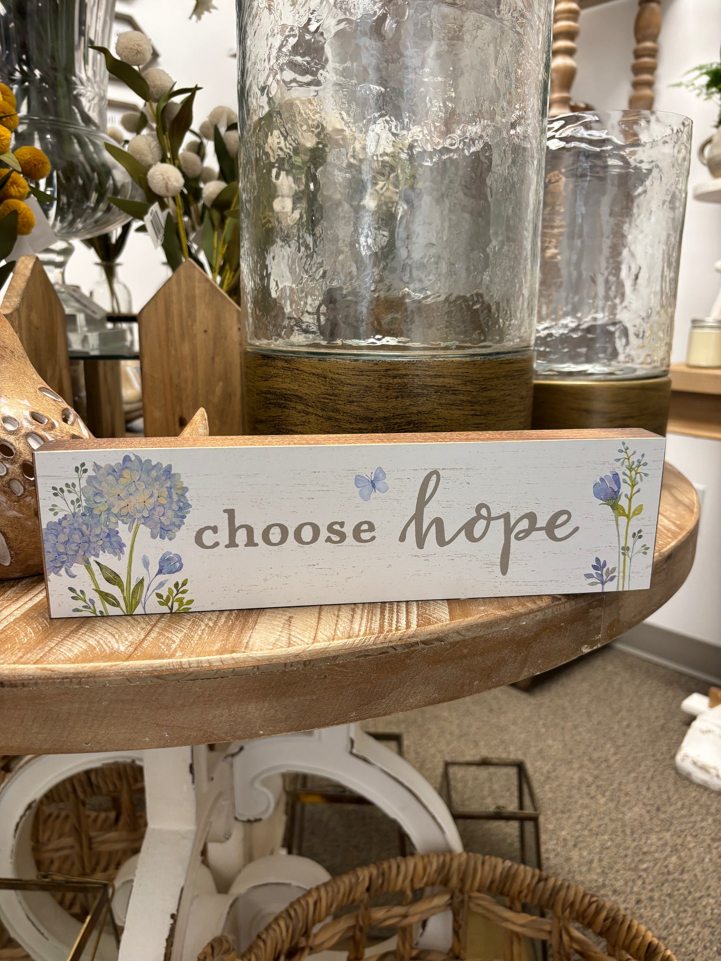 CHOOSE HOPE sign