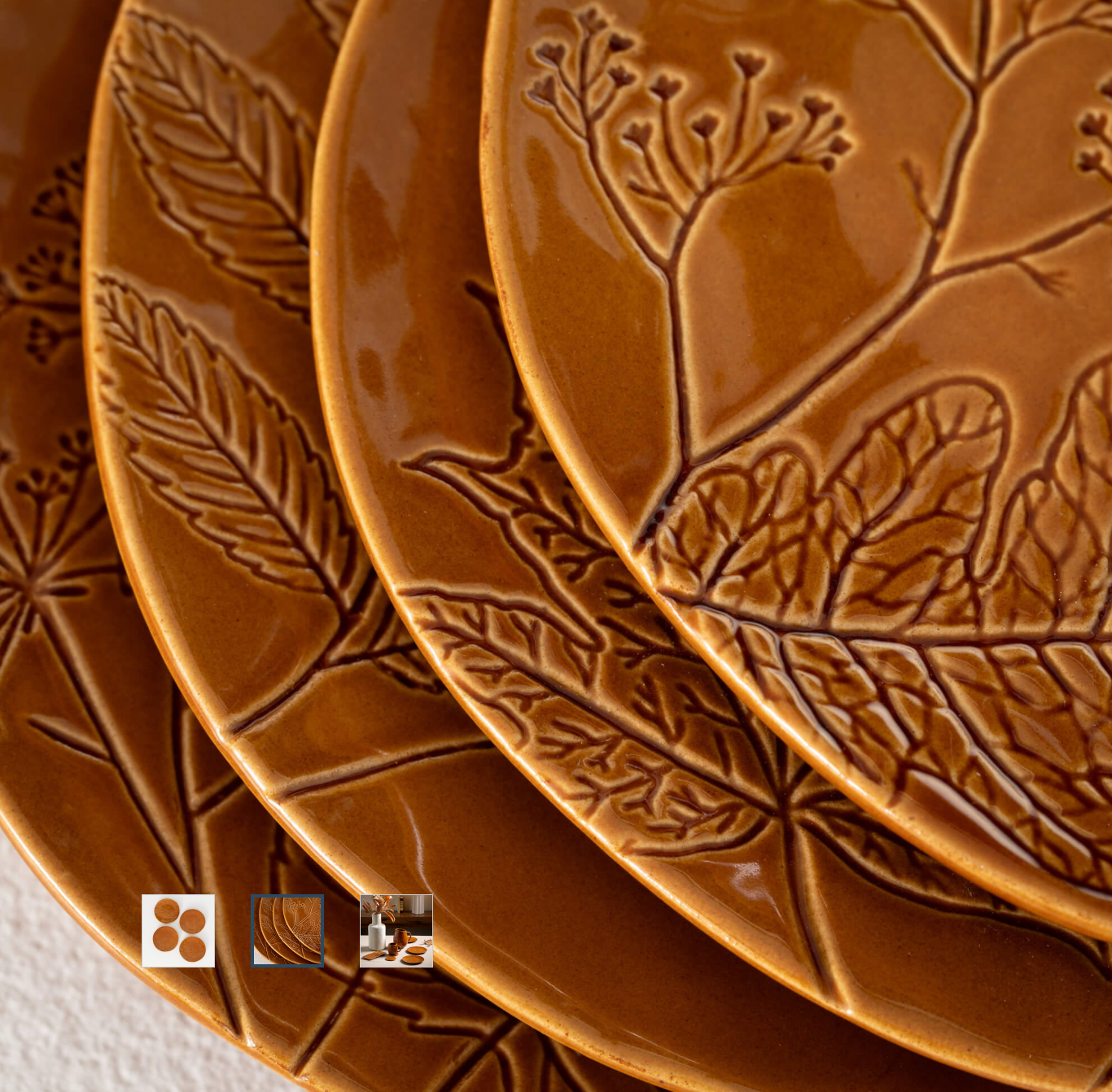 EMBOSSED FOLIAGE PLATES SET 4
