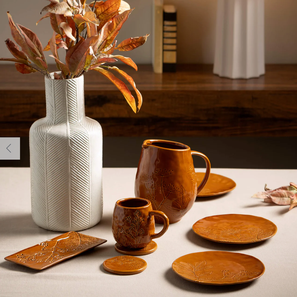 Embossed Foliage Mug Set (4)